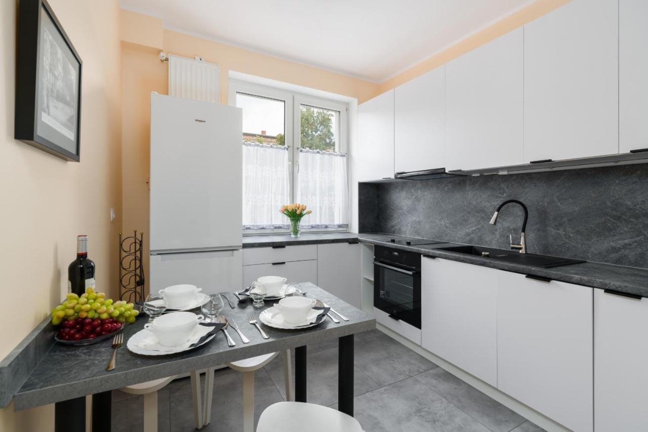 Kosinskiego Apartment Poznan By Noclegi Renters Eksteriør billede